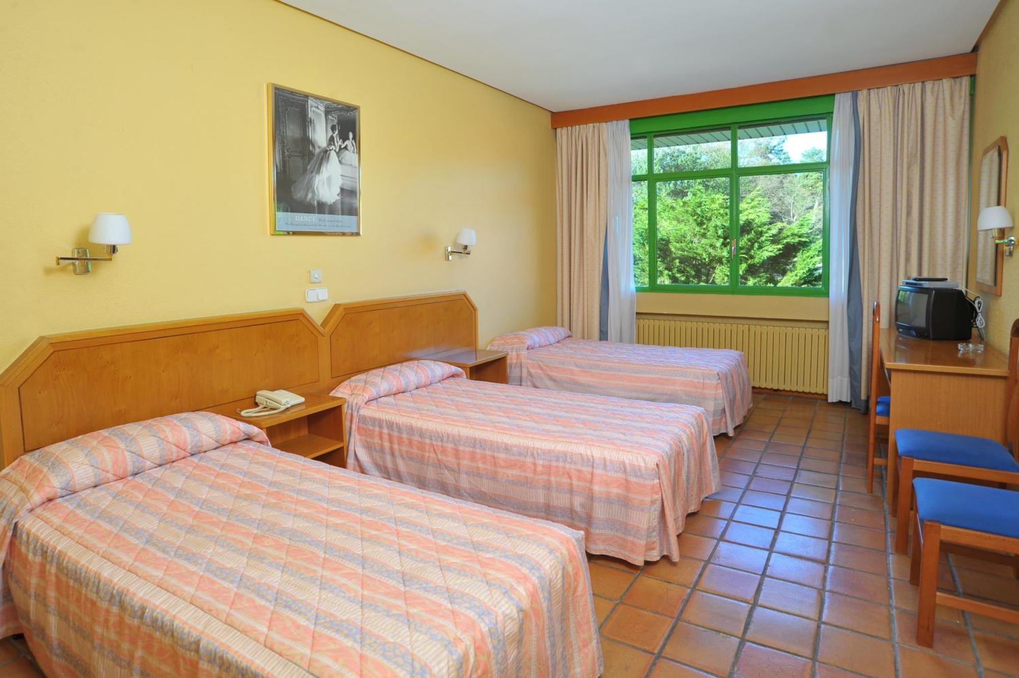 As Hoteles Altube スイア 部屋 写真