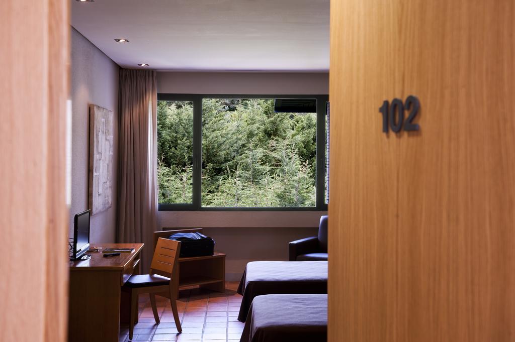 As Hoteles Altube スイア エクステリア 写真