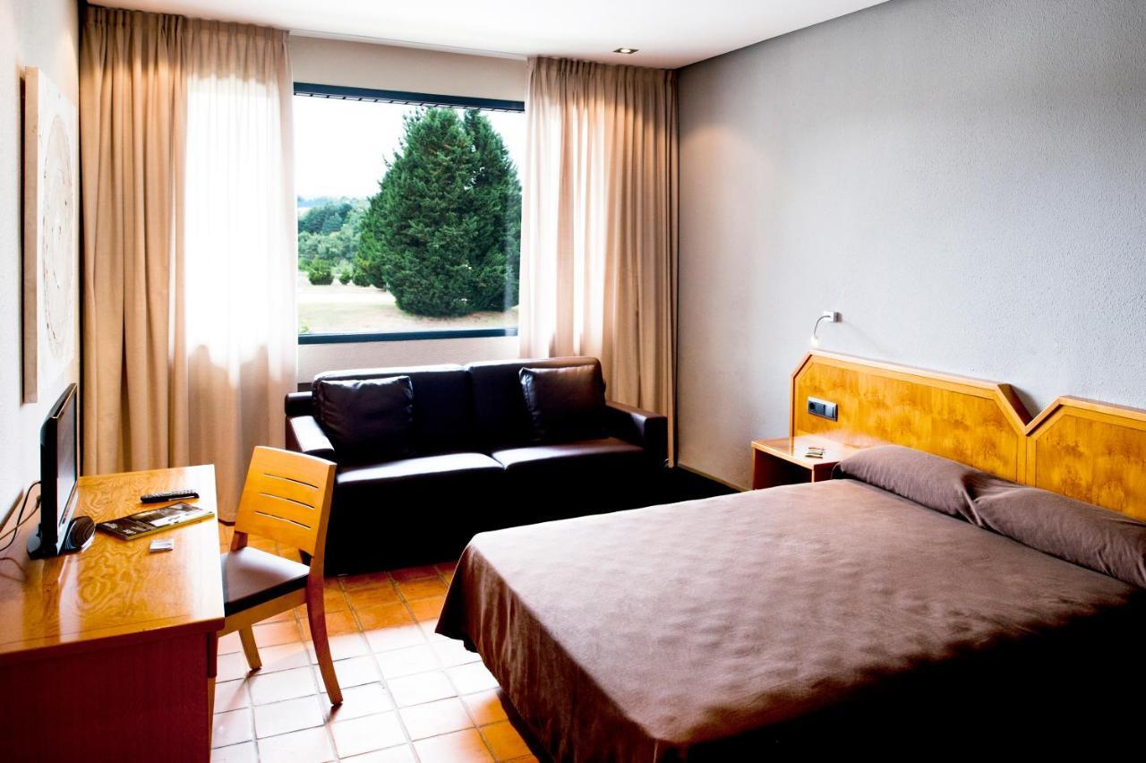 As Hoteles Altube スイア エクステリア 写真